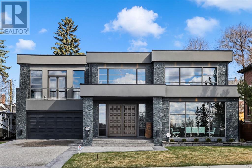 832 Hillcrest Avenue SW, Calgary, Alberta