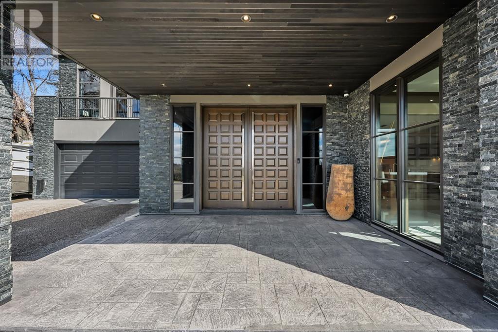 Single Family House for Sale in  Hillcrest Avenue SW Upper Mount Royal Calgary 
