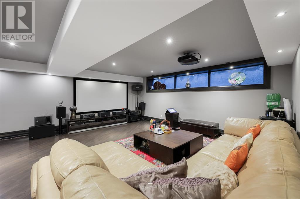 Single Family House for Sale in  Hillcrest Avenue SW Upper Mount Royal Calgary 