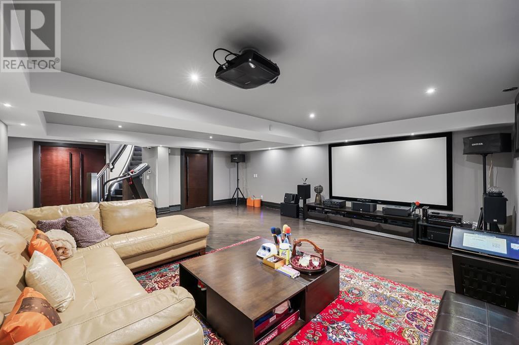 Single Family House for Sale in  Hillcrest Avenue SW Upper Mount Royal Calgary 