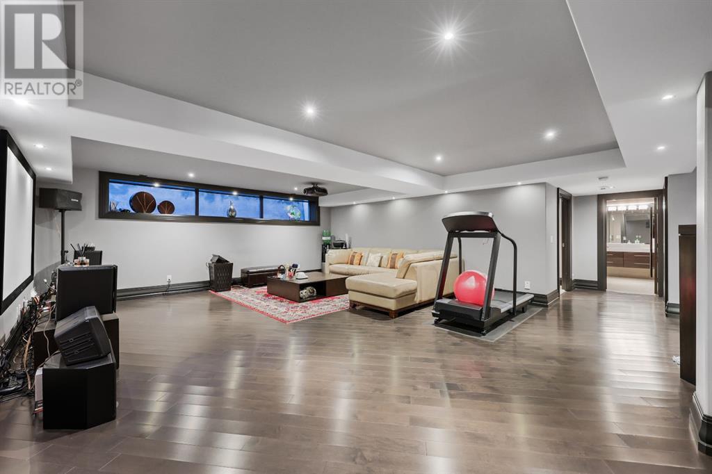 Single Family House for Sale in  Hillcrest Avenue SW Upper Mount Royal Calgary 