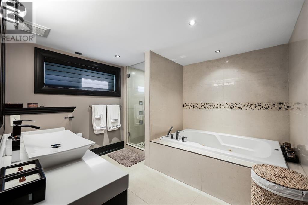 Single Family House for Sale in  Hillcrest Avenue SW Upper Mount Royal Calgary 