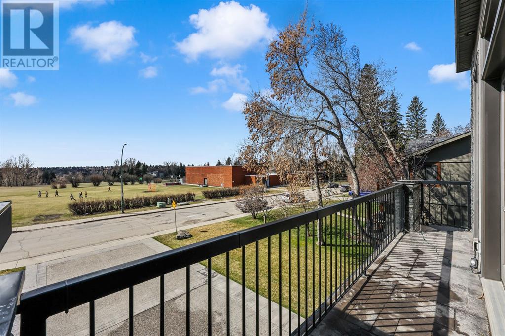 Single Family House for Sale in  Hillcrest Avenue SW Upper Mount Royal Calgary 