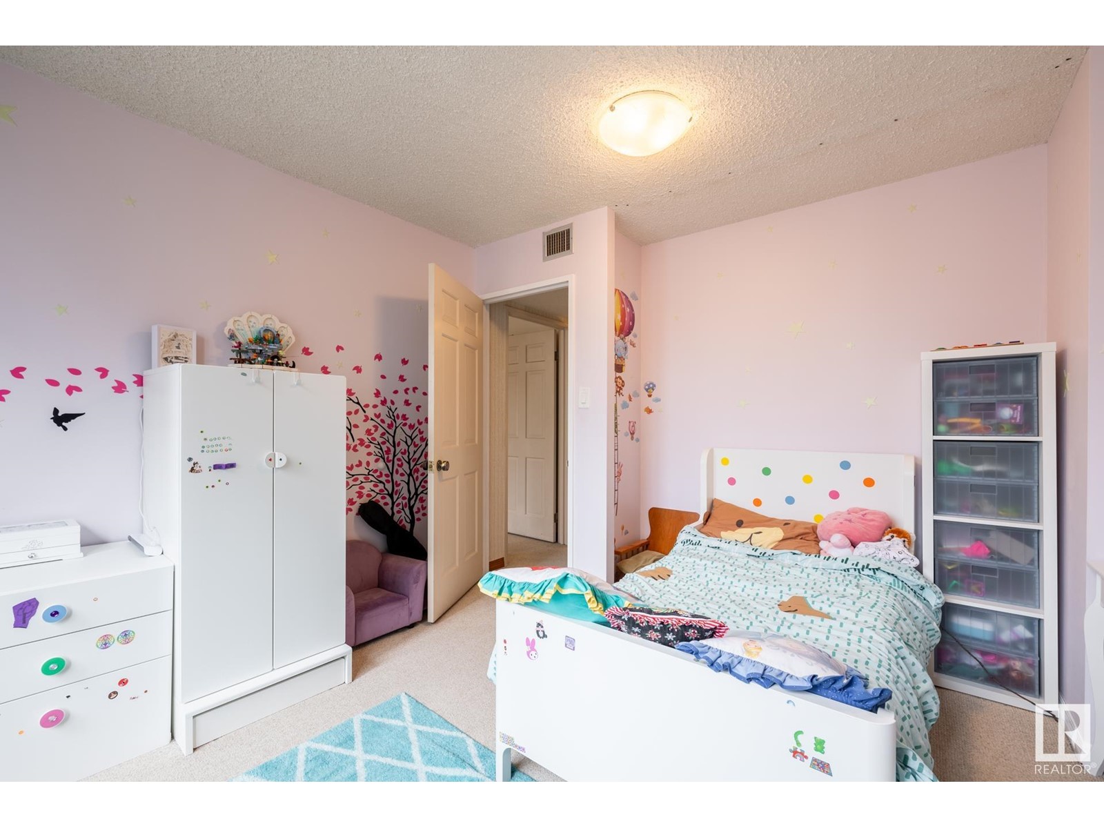 #202 9921 104 ST NW, Edmonton