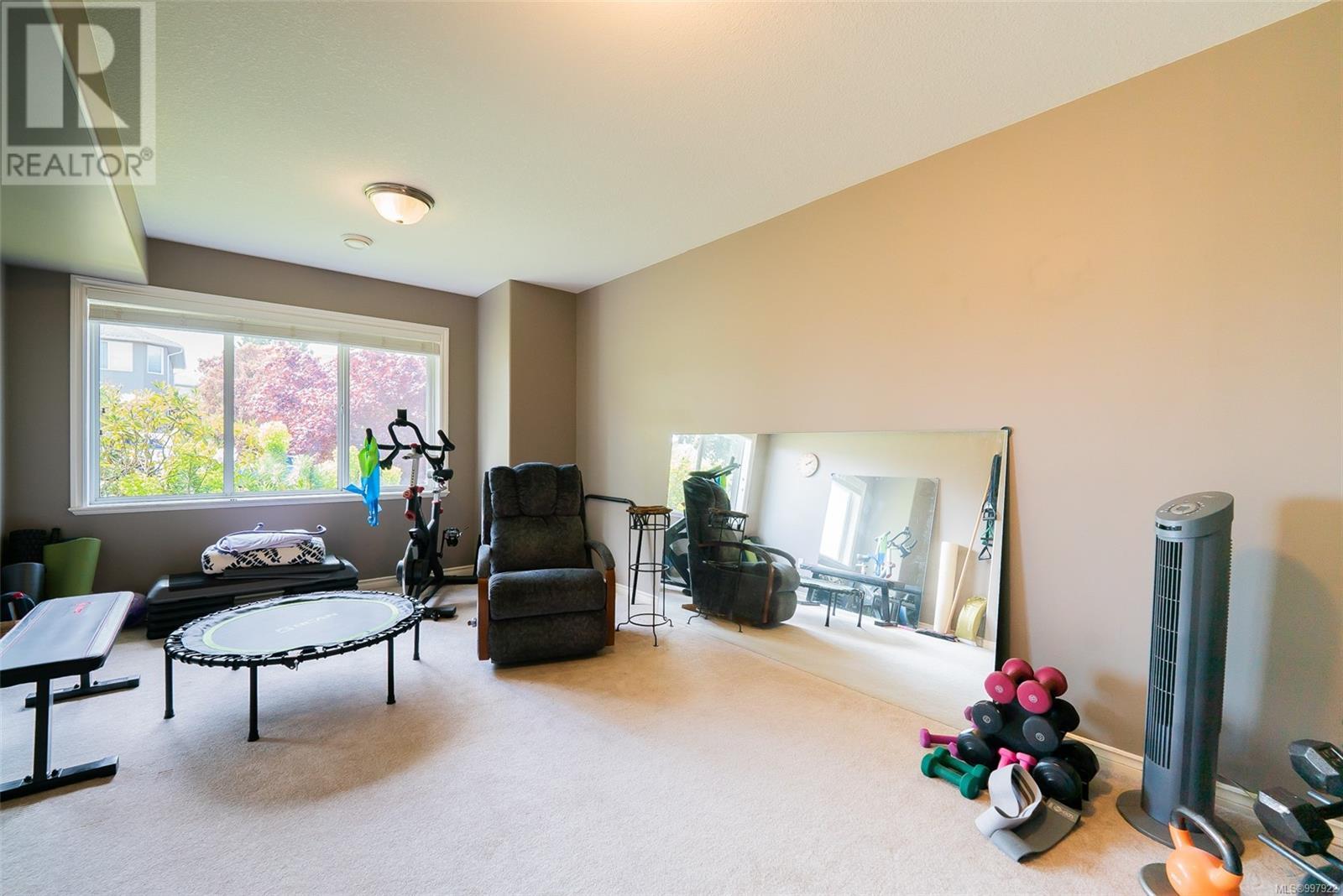 5320 Kenwill Dr, Nanaimo