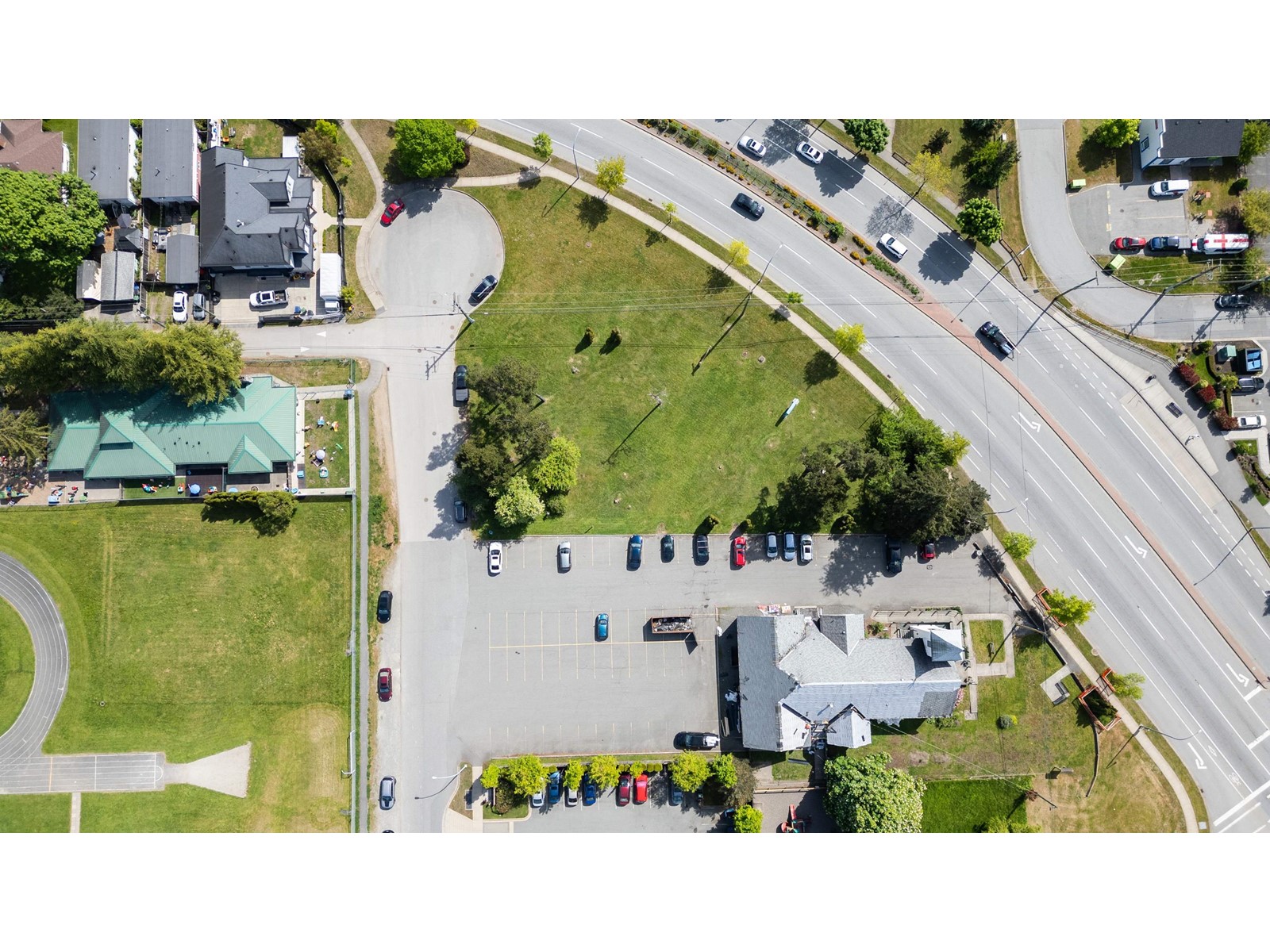 Photo 8 of 17575 58 A Avenue, Surrey BC