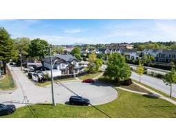 17575 58a Avenue, Surrey, BC V3S1N1 Photo 14