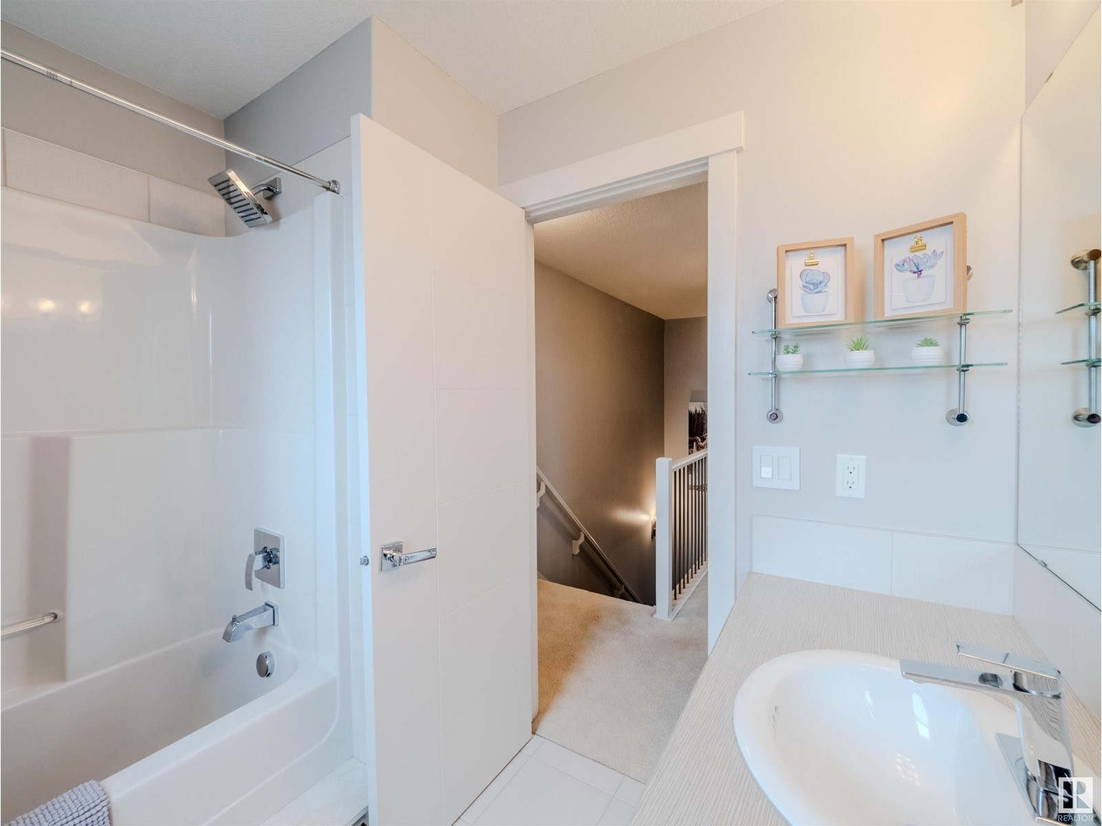 2809 21A AV NW, Edmonton