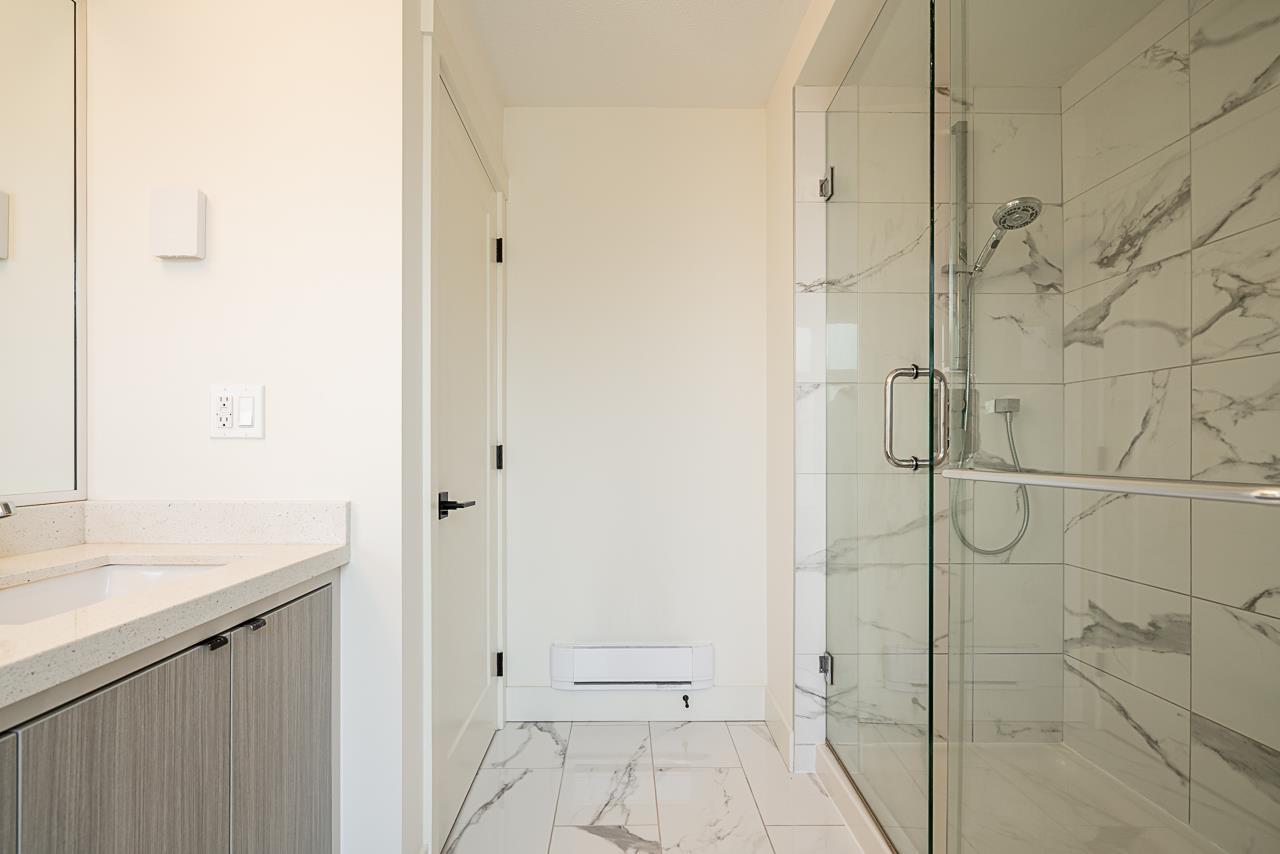 12 14057 60A AVENUE, Surrey