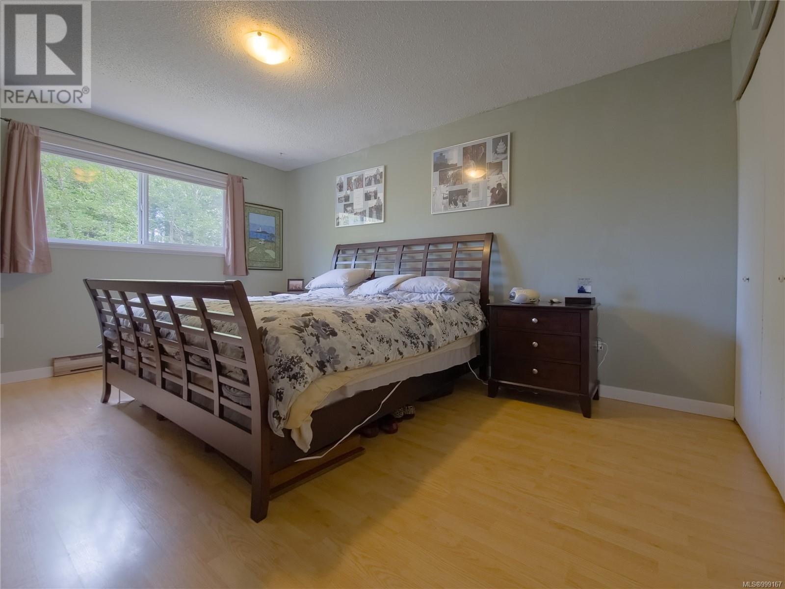 7490 Cadwallader Cres, Port Hardy
