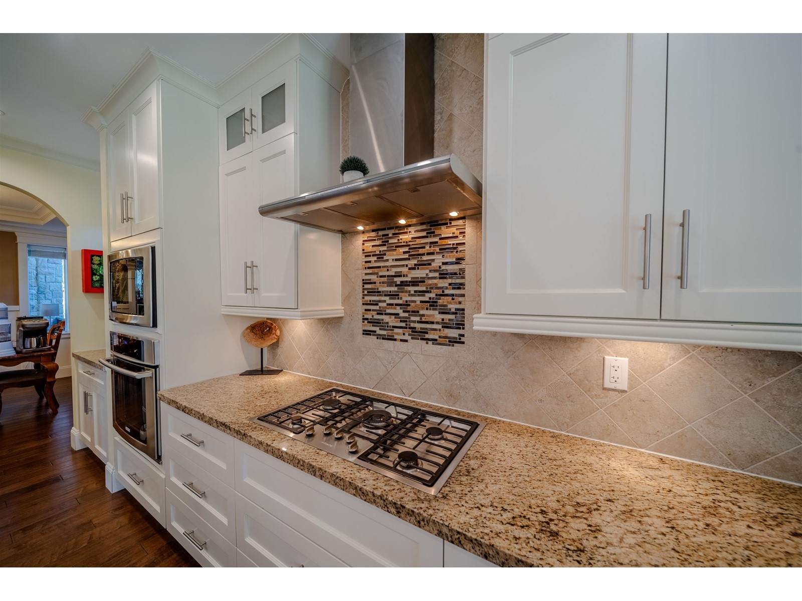Photo 18 of 2712 163 A Street, Surrey BC