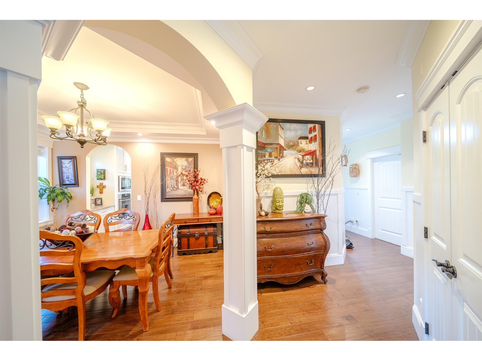 Photo 11 of 2712 163 A Street, Surrey BC