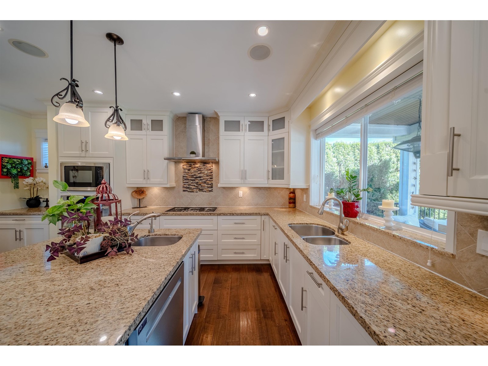 Photo 17 of 2712 163 A Street, Surrey BC