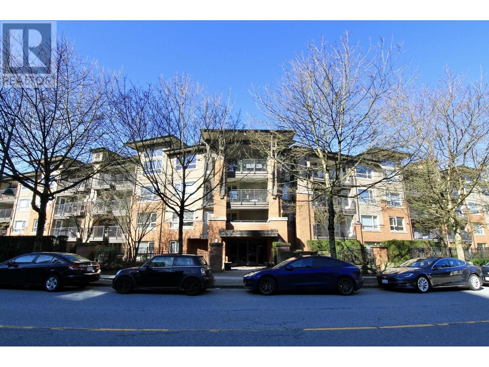 317 700 KLAHANIE DRIVE, Port Moody real estate listing R2995248