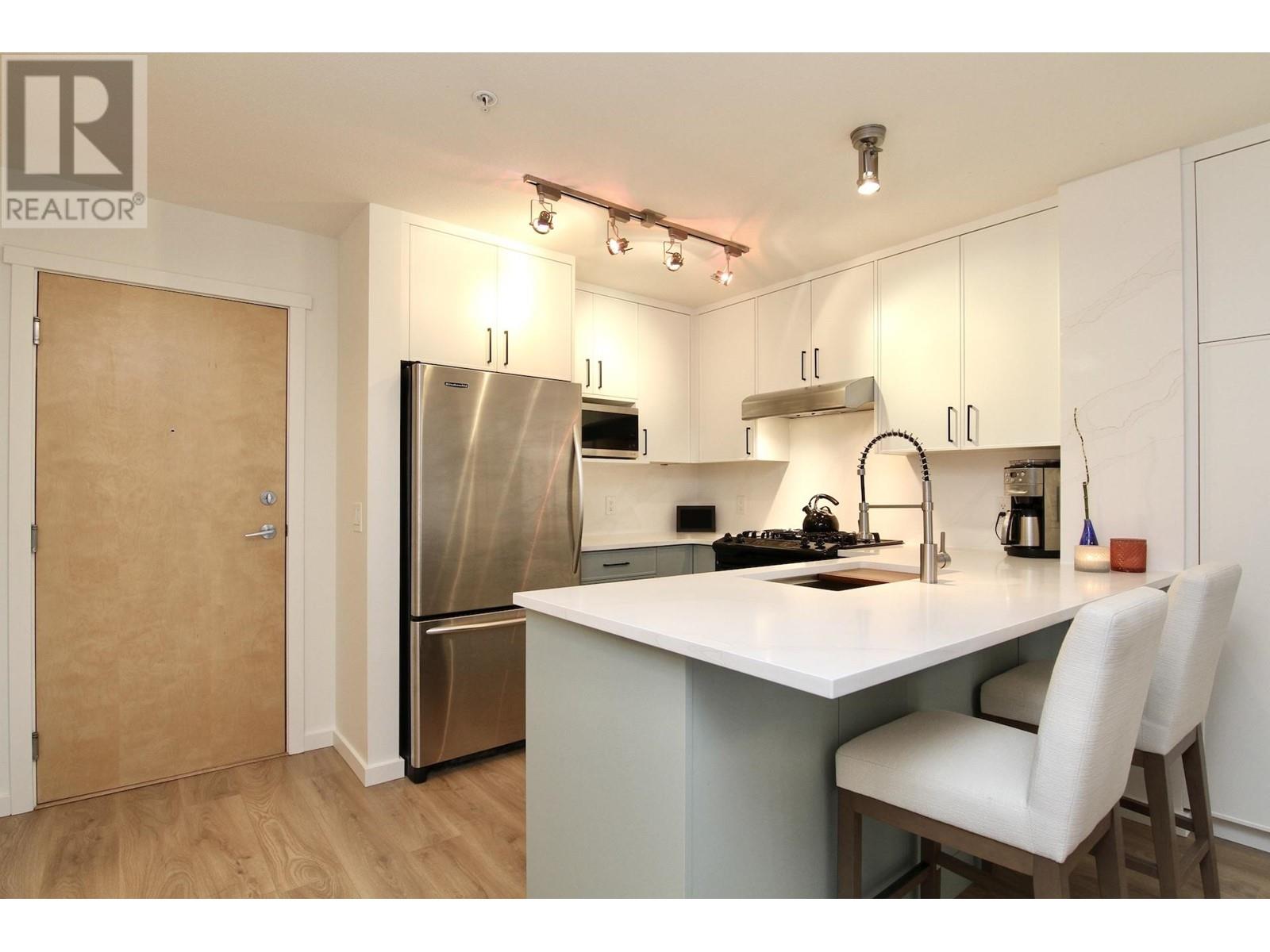 317 700 KLAHANIE DRIVE, Port Moody real estate listing R2995248