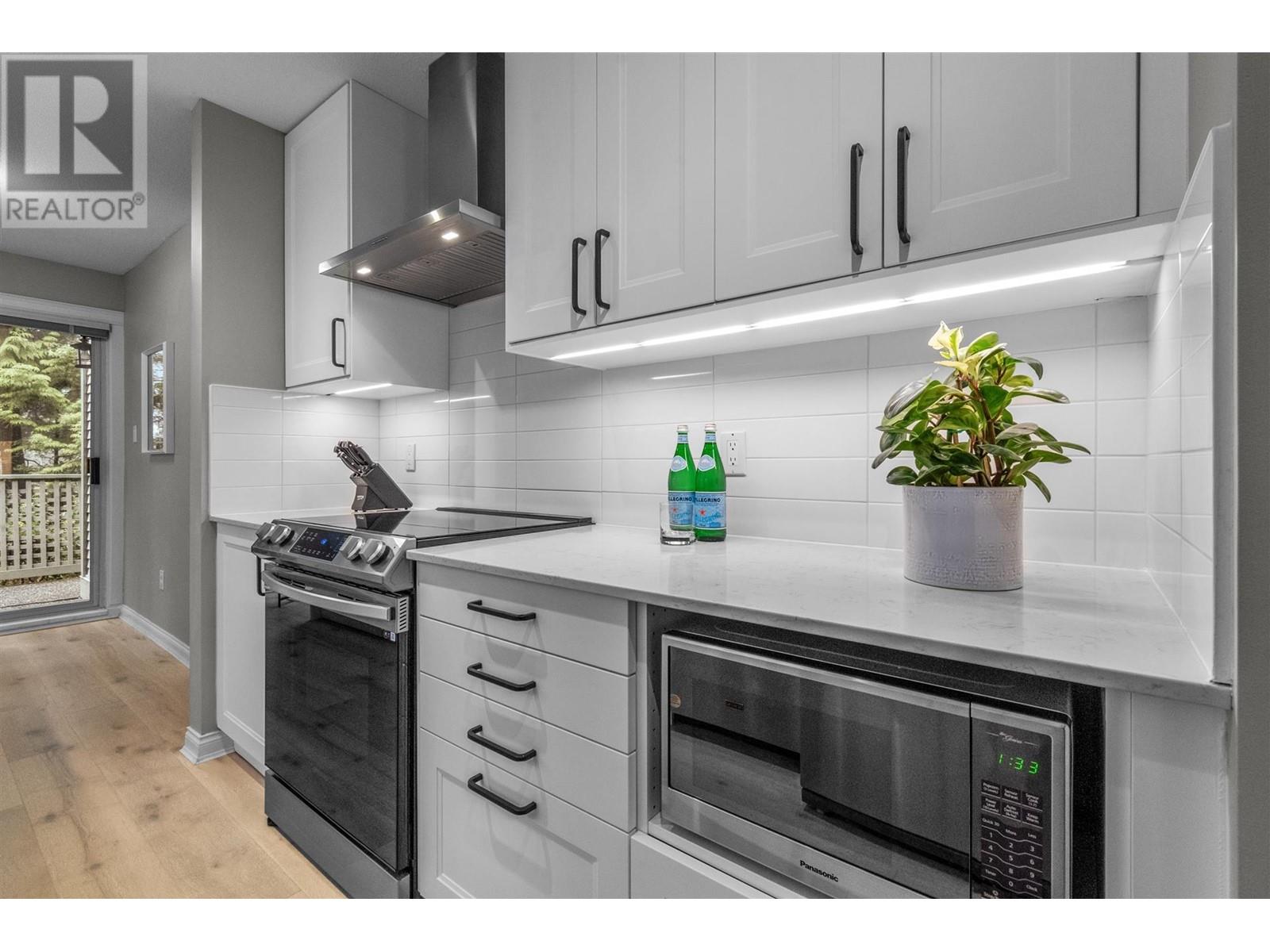 5 65 FOXWOOD DRIVE, Port Moody real estate listing R3000857