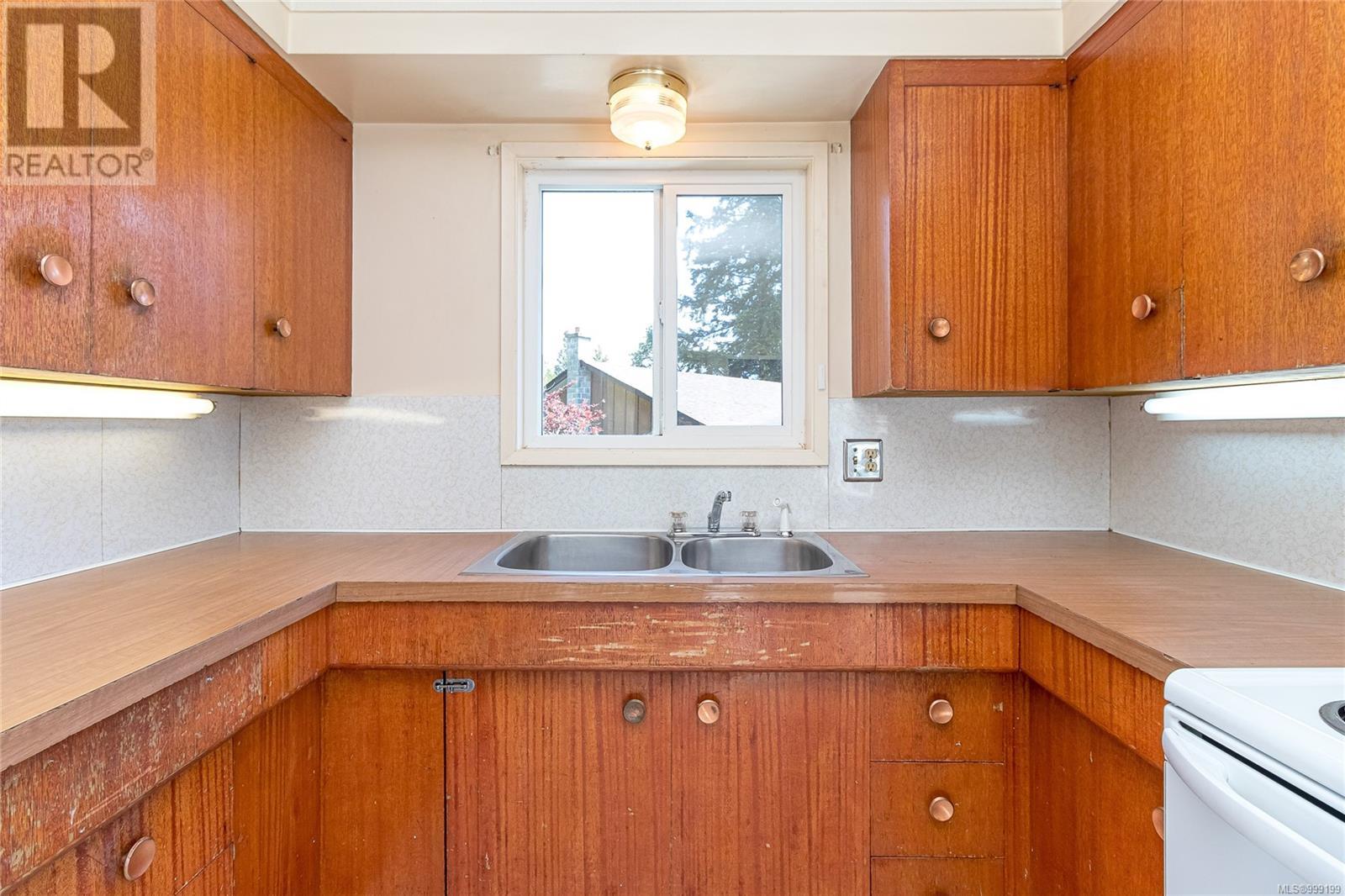  2912 Dickerson Place, Colwood