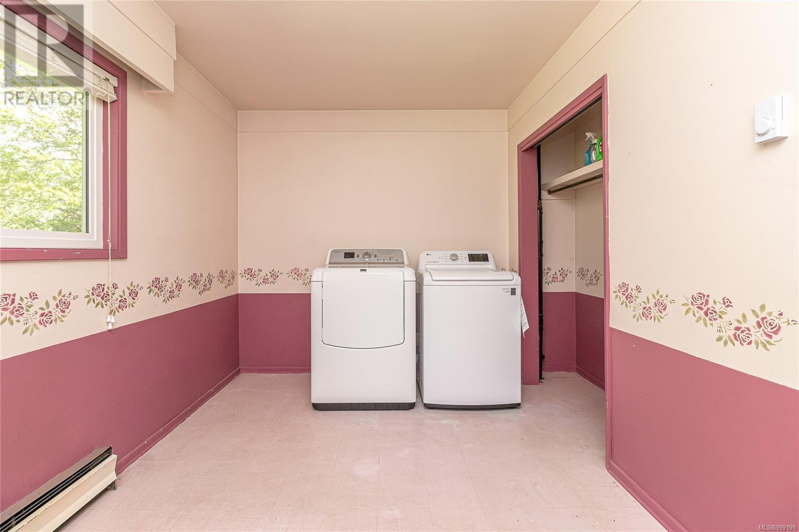  2912 Dickerson Place, Colwood