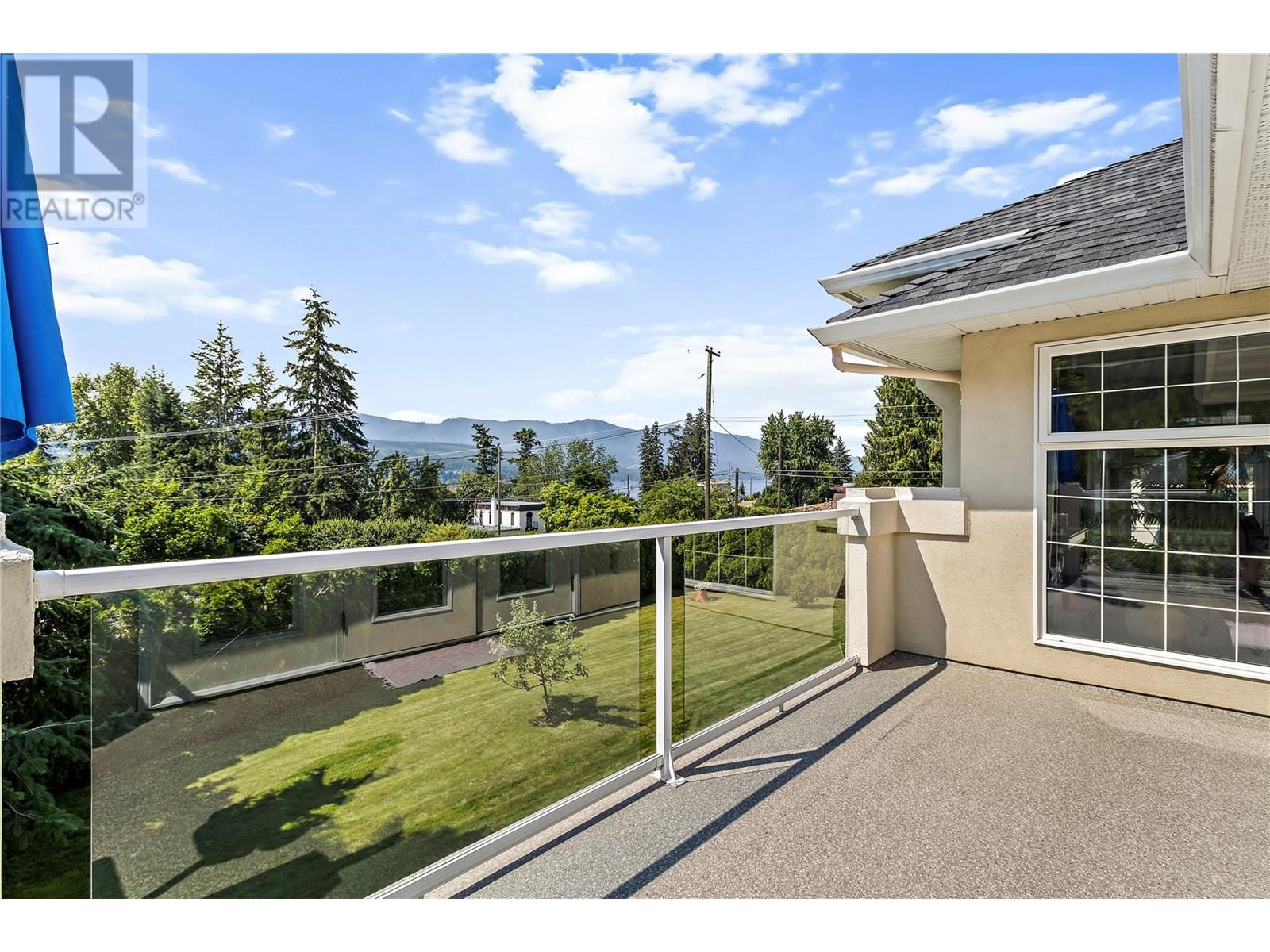 2422 Eagle Bay Road, Blind Bay