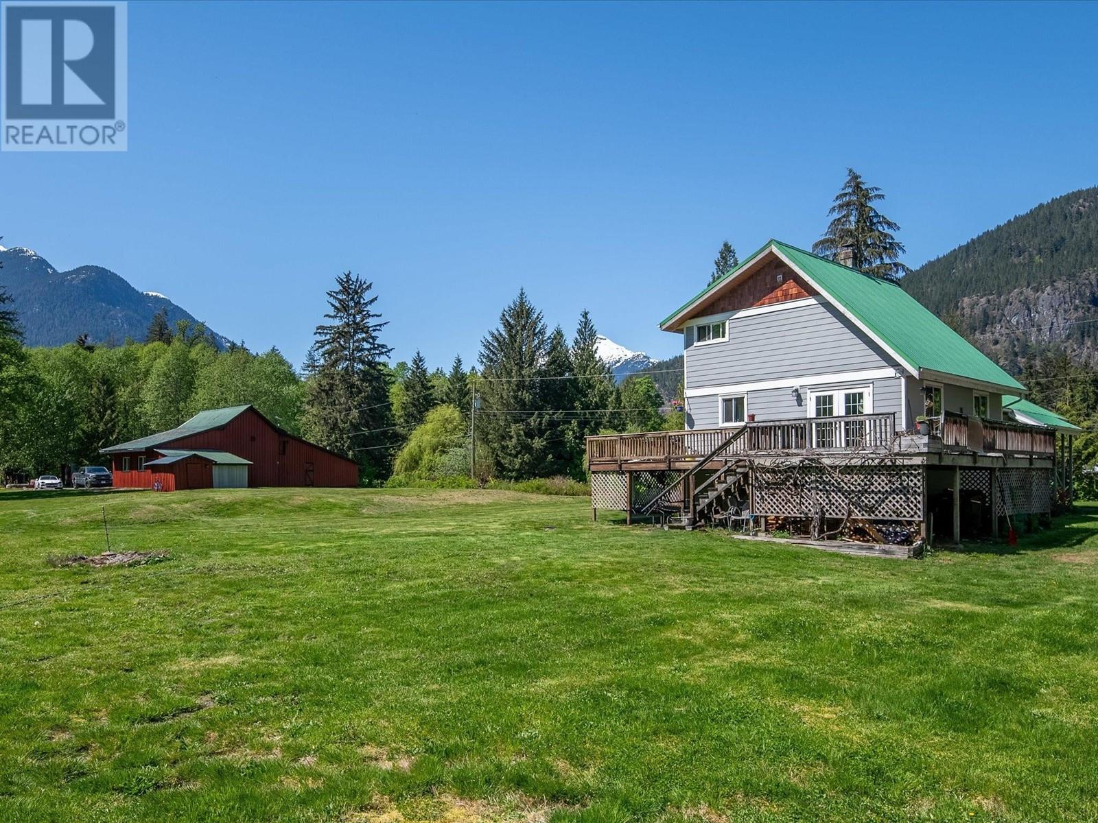 540 DOGHAVEN LANE, Squamish real estate listing R3000876