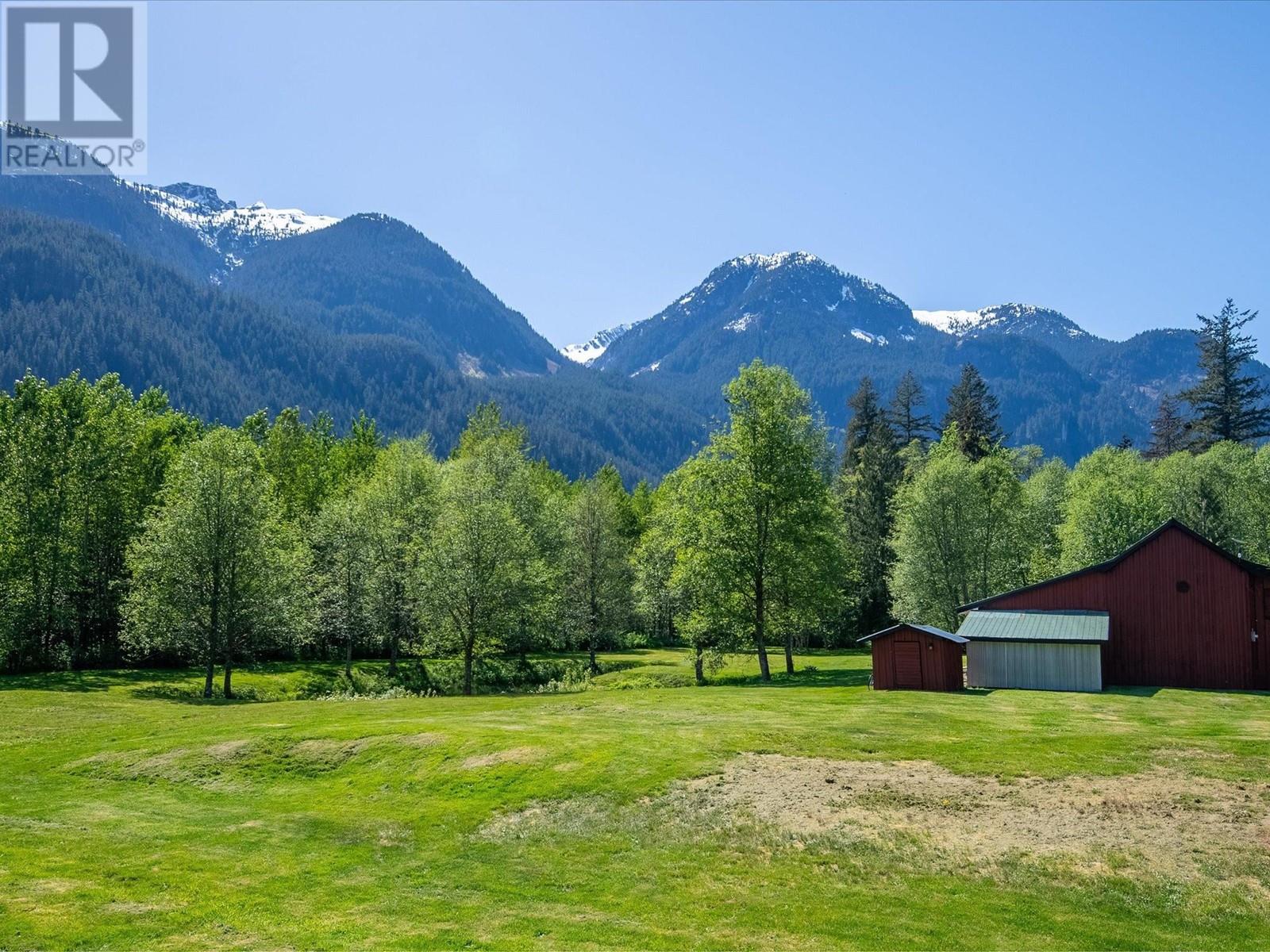 540 DOGHAVEN LANE, Squamish real estate listing R3000876