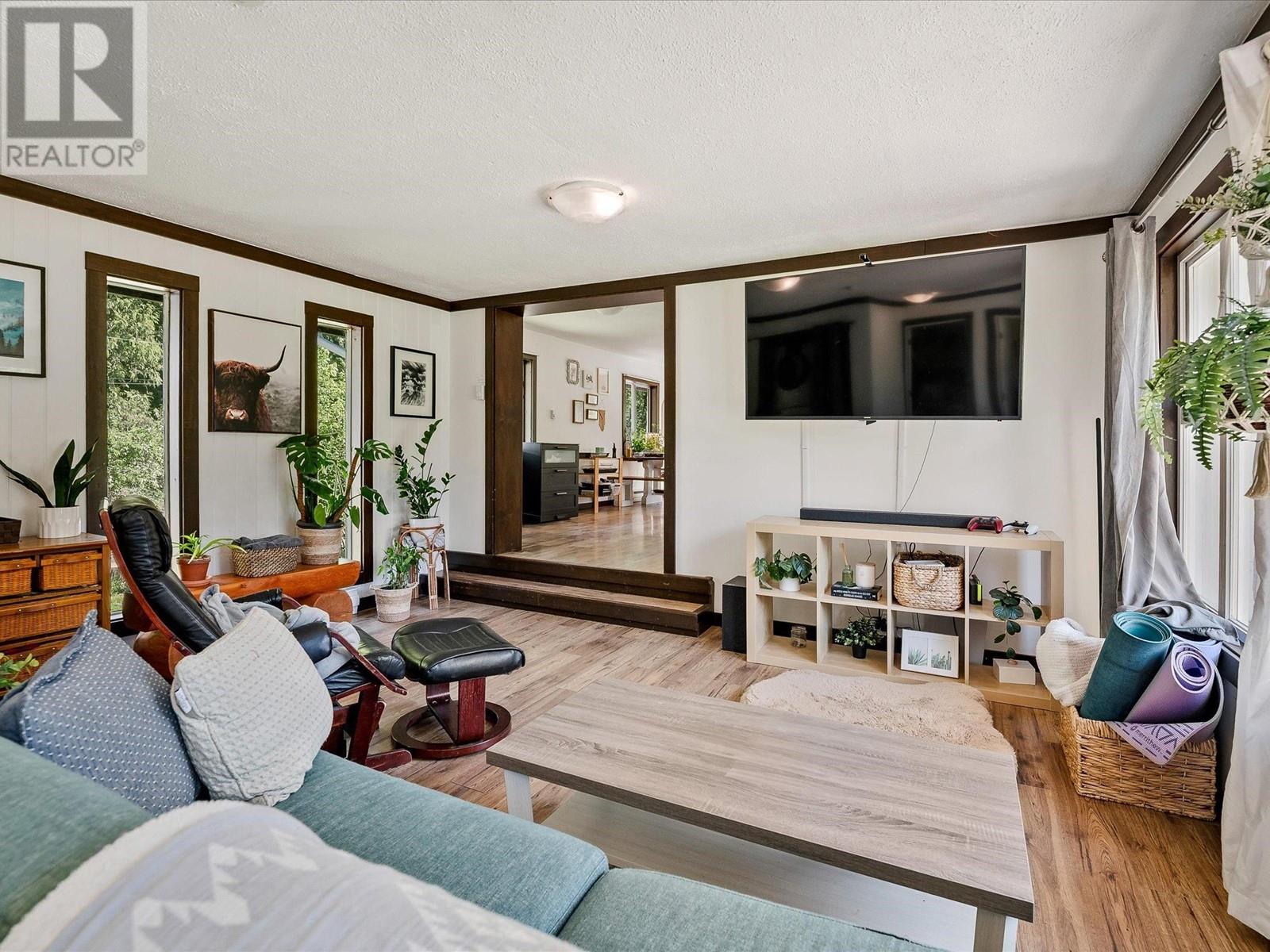 540 DOGHAVEN LANE, Squamish real estate listing R3000876