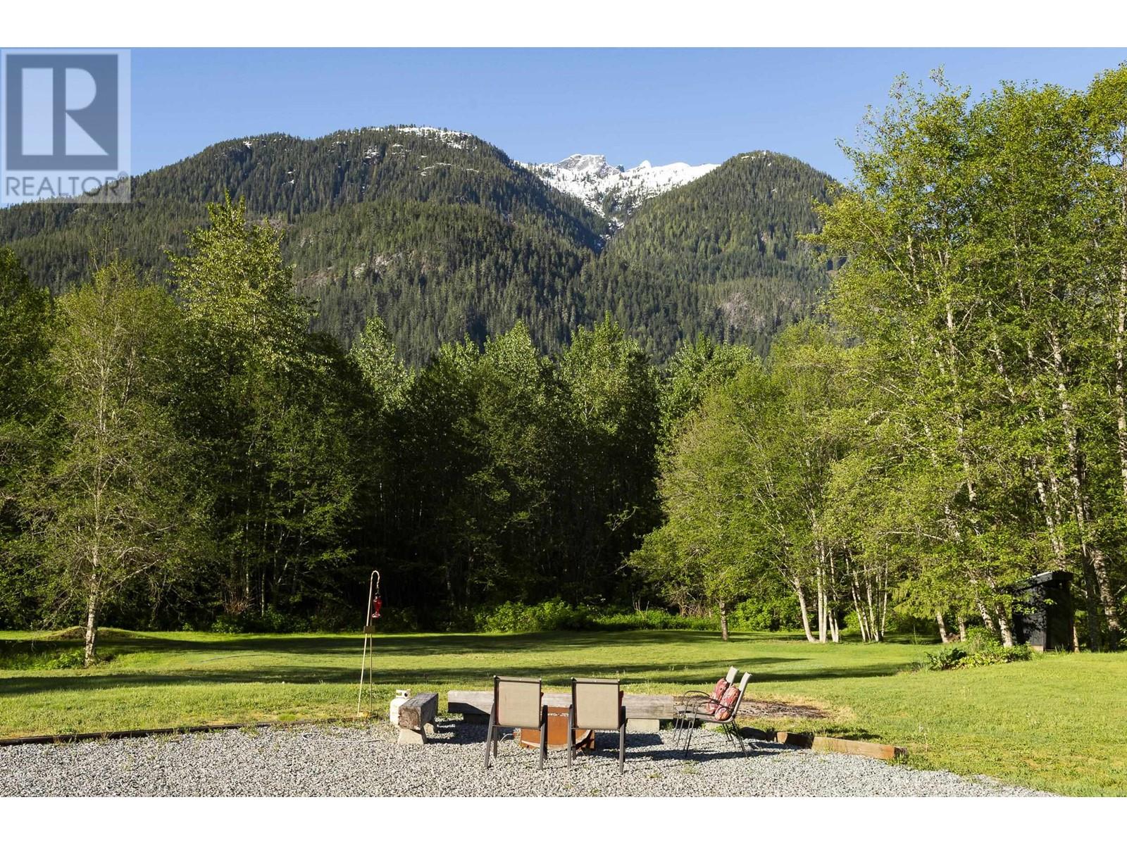 540 DOGHAVEN LANE, Squamish real estate listing R3000876