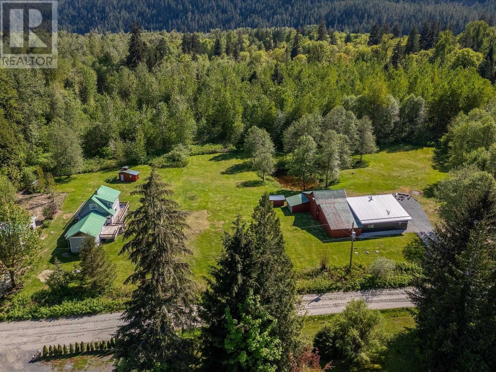 540 DOGHAVEN LANE, Squamish real estate listing R3000876