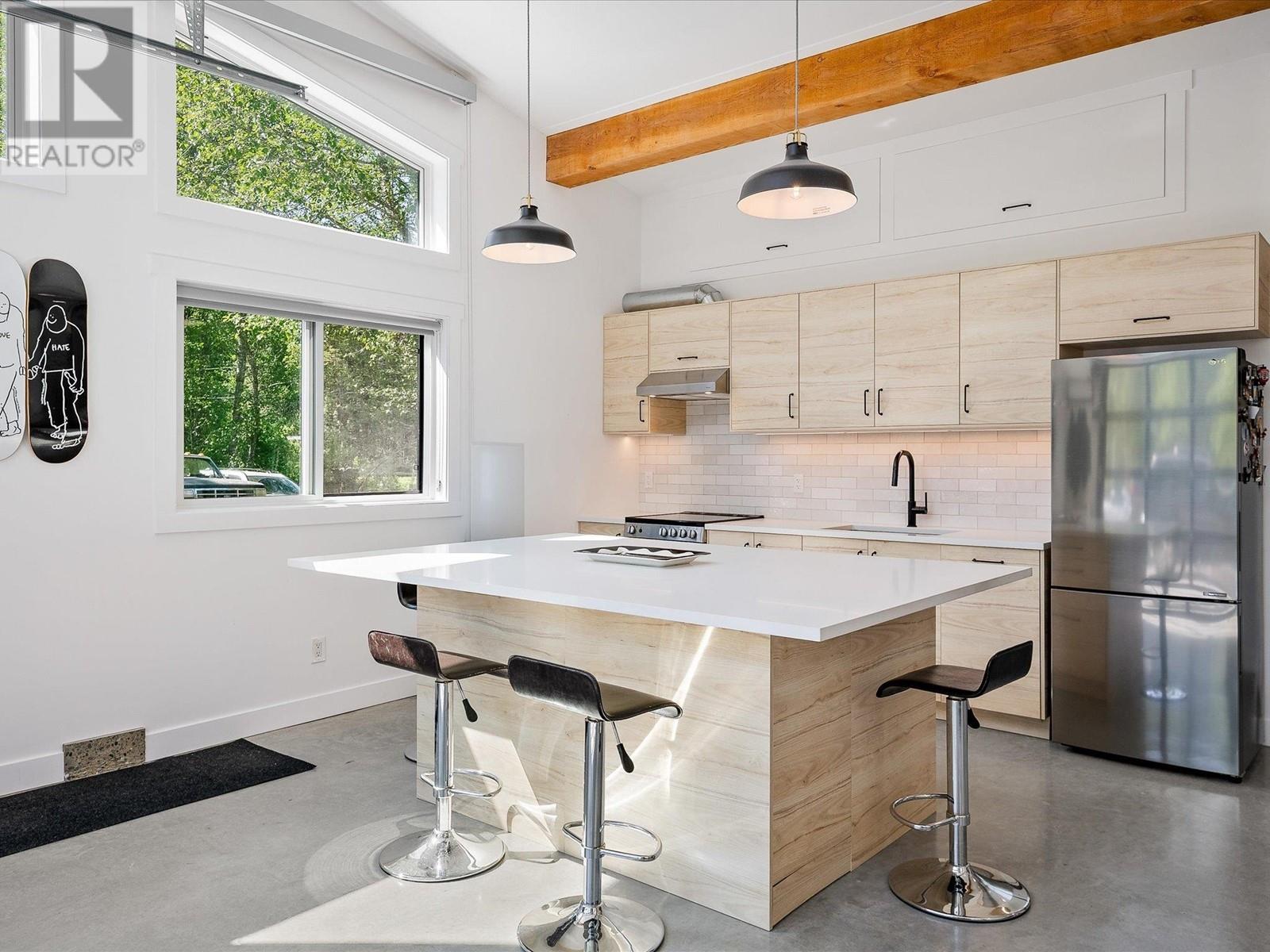 540 DOGHAVEN LANE, Squamish real estate listing R3000876