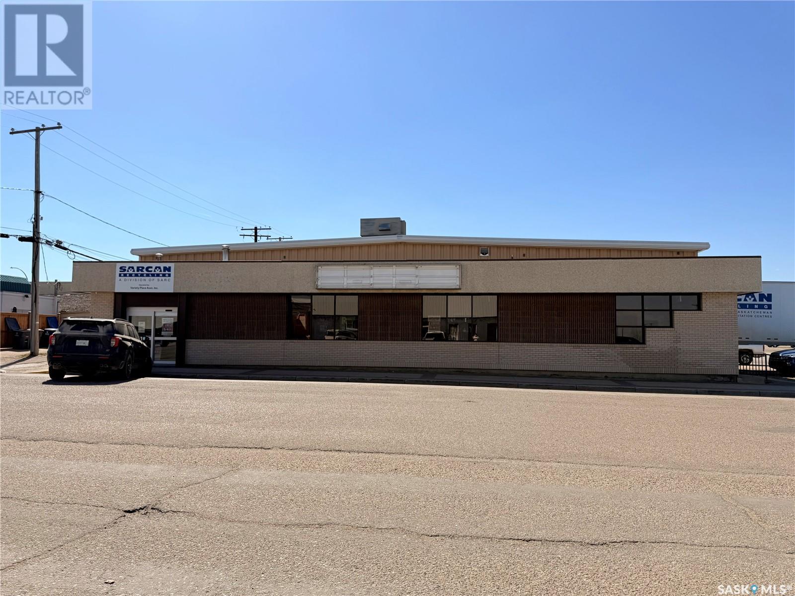 Photo 2 of 119 Railway Avenue W, Outlook SK