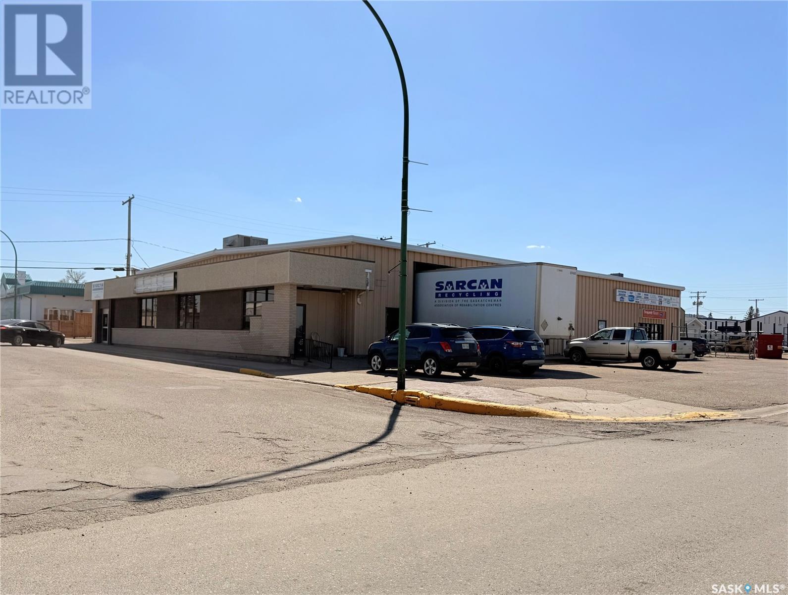 Photo 3 of 119 Railway Avenue W, Outlook SK