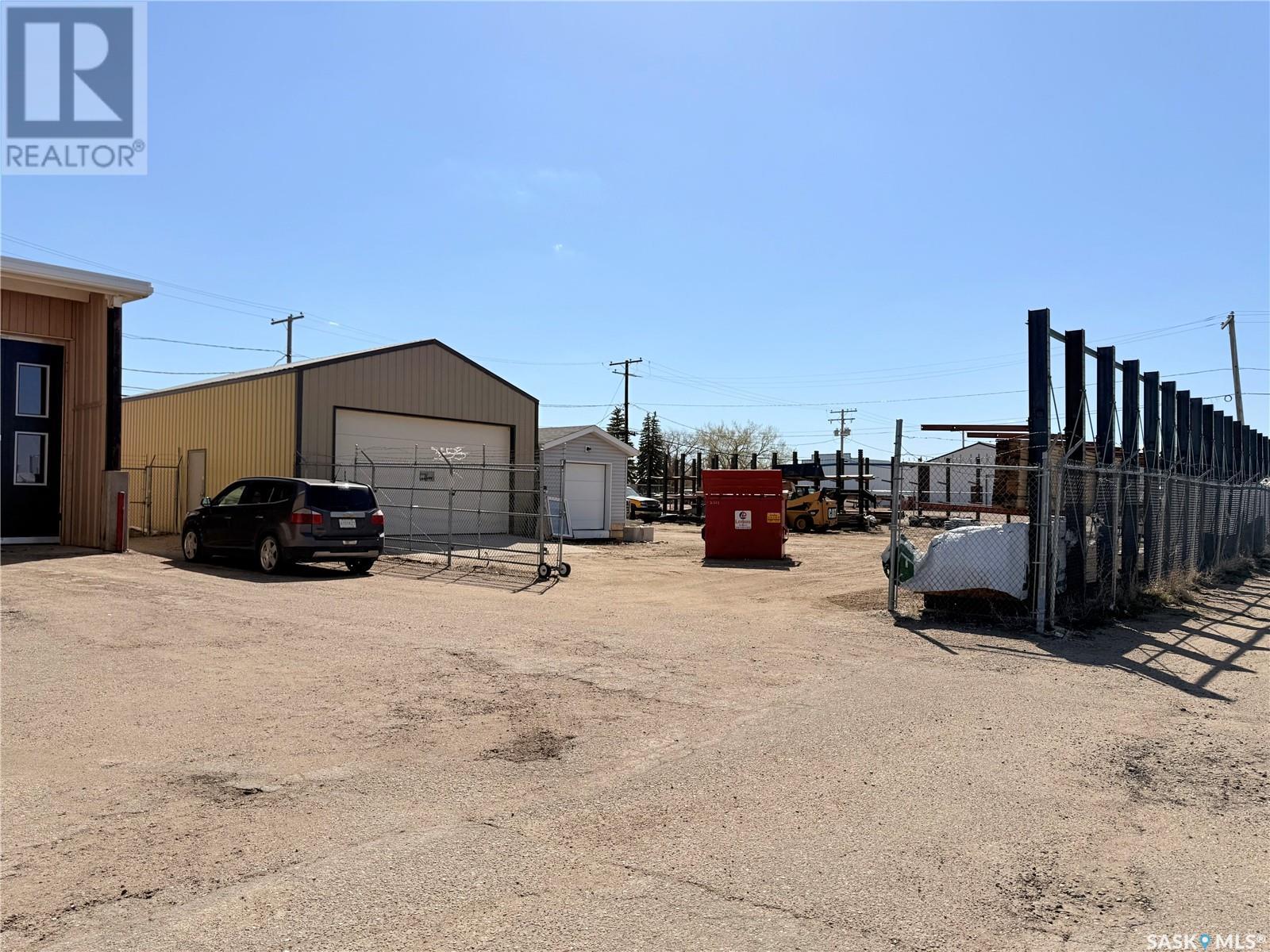 Photo 36 of 119 Railway Avenue W, Outlook SK