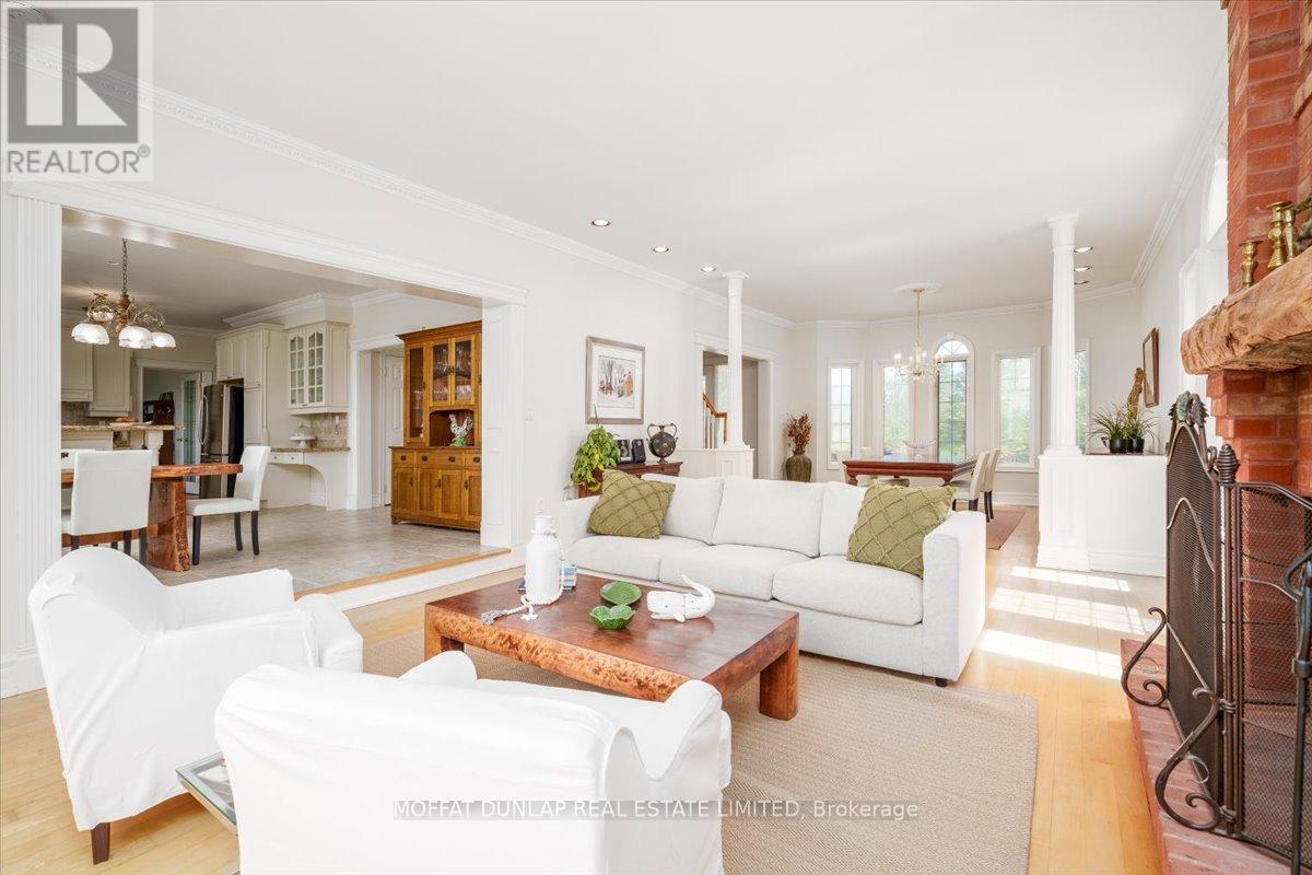 Photo 16 of 15316 Mount Wolfe Road, Caledon ON