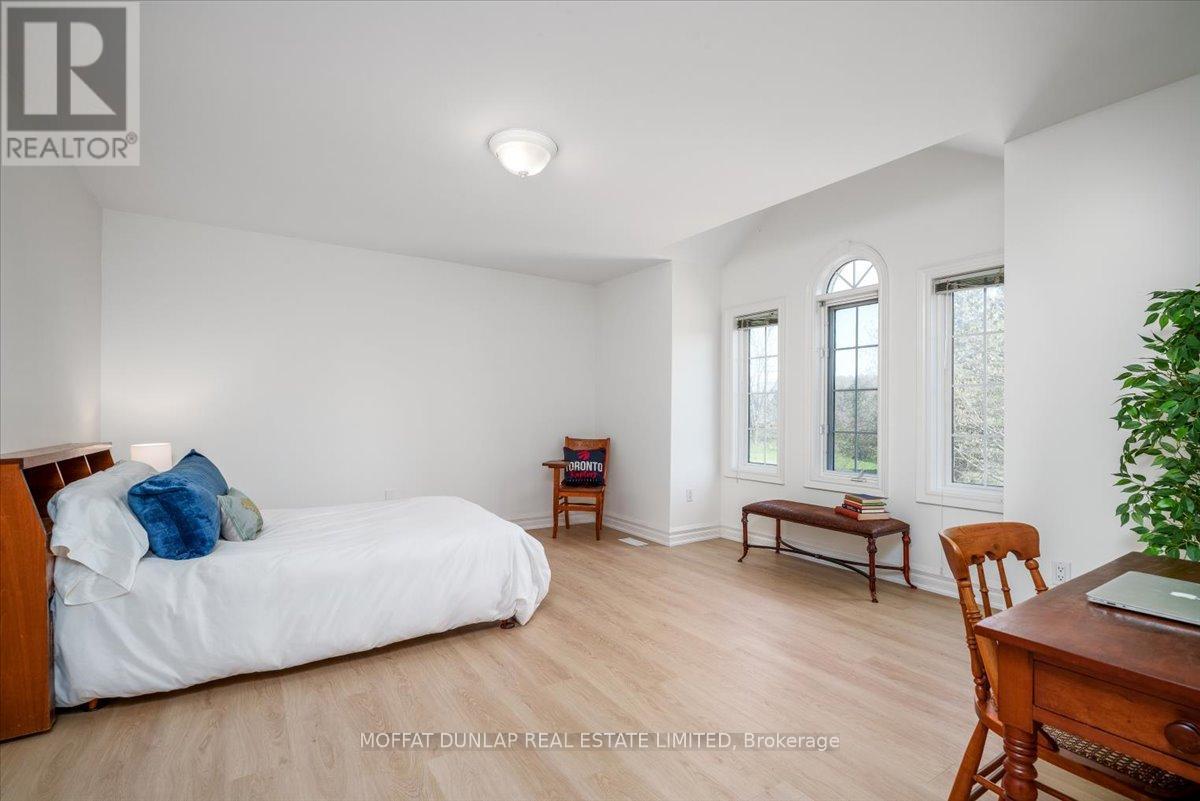 Photo 11 of 15316 Mount Wolfe Road, Caledon ON