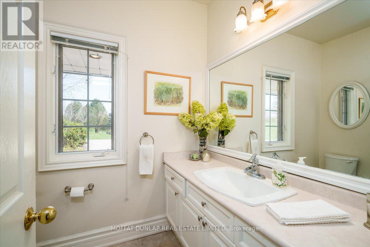 Photo 28 of 15316 Mount Wolfe Road, Caledon ON