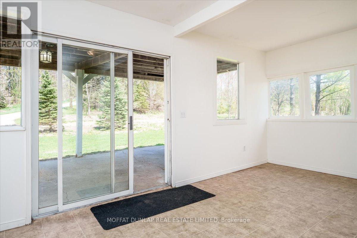 Photo 26 of 15316 Mount Wolfe Road, Caledon ON