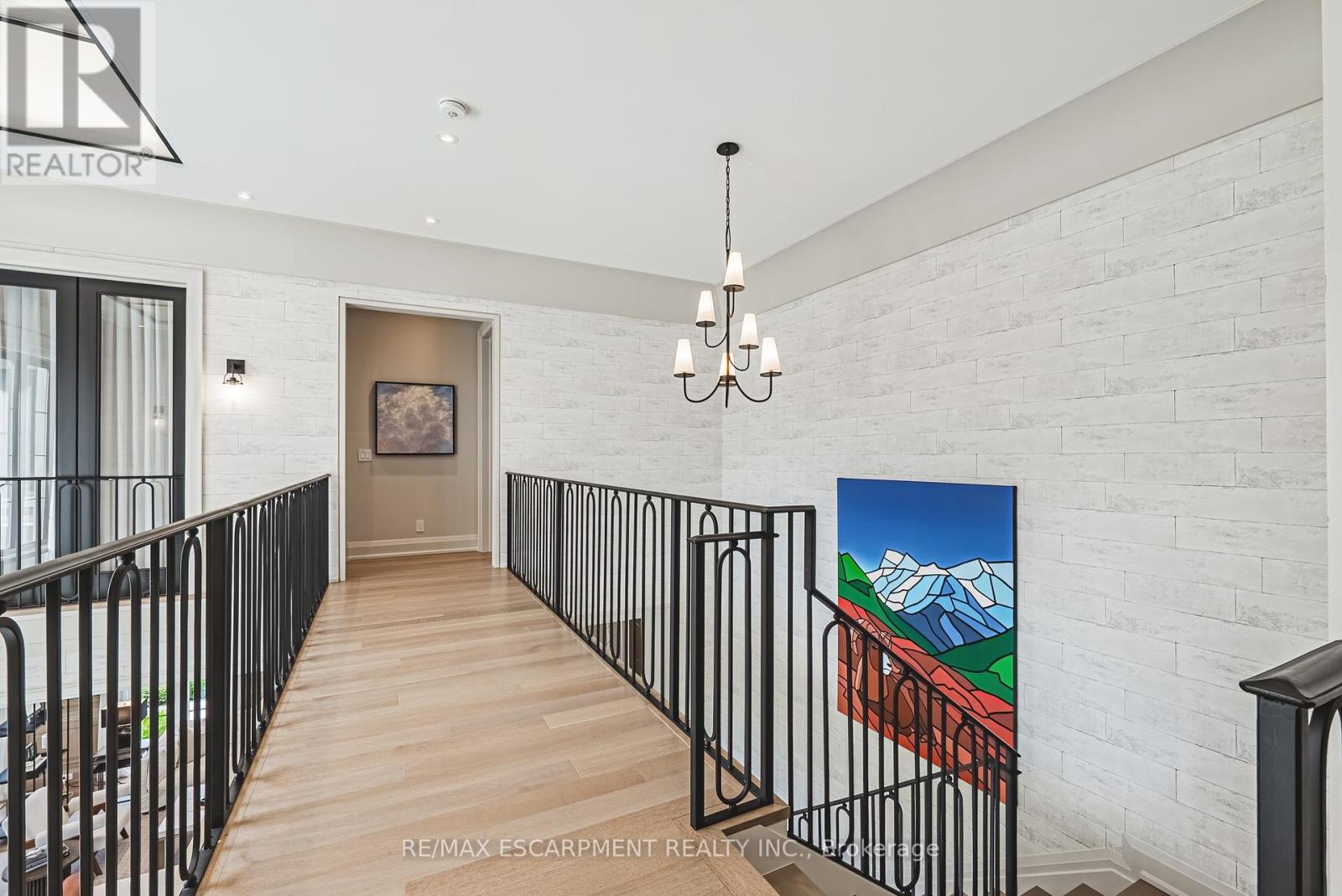 Photo 23 of 96 Brentwood Road, Oakville ON