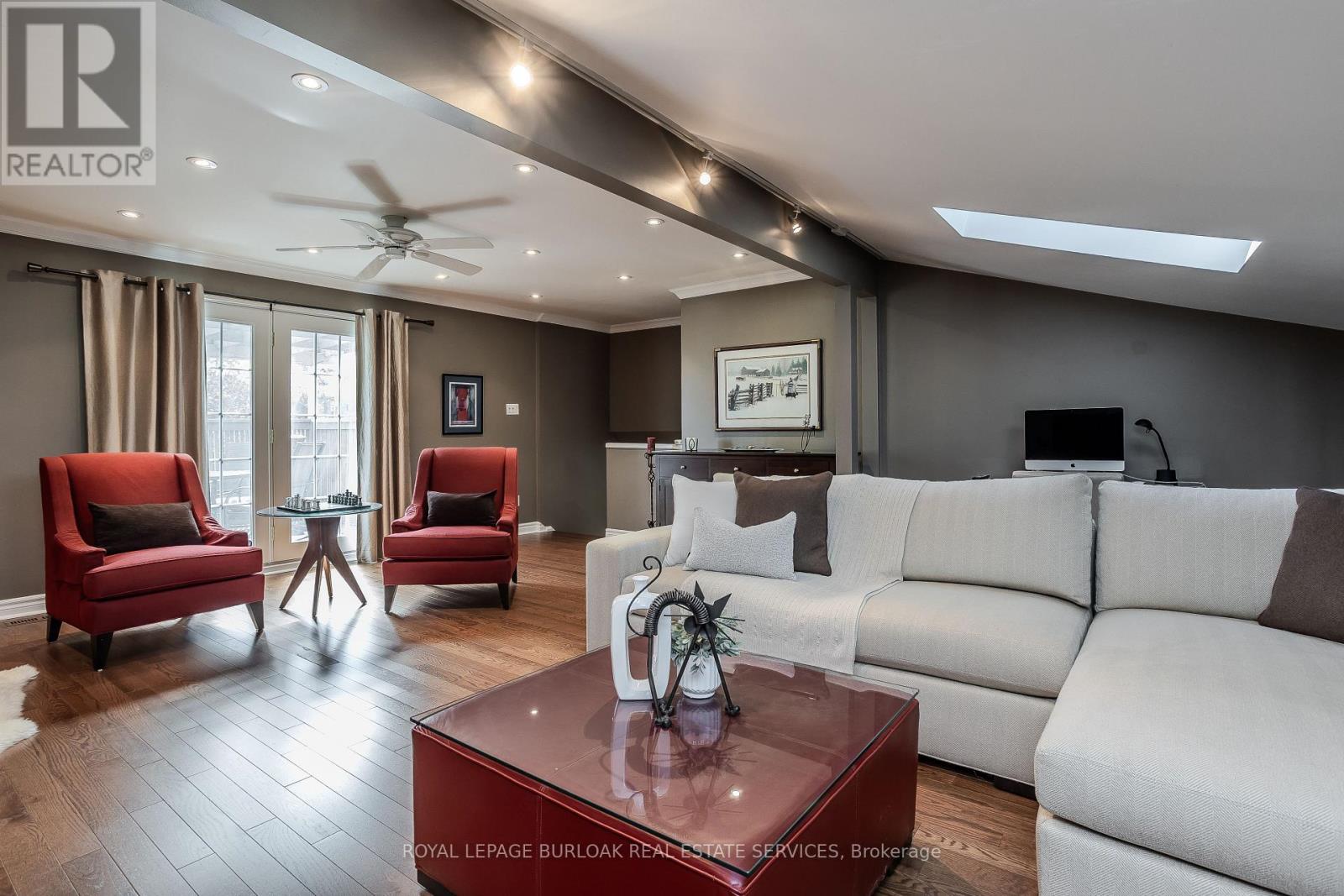 Photo 25 of 1858 Heather Hills Drive, Burlington ON