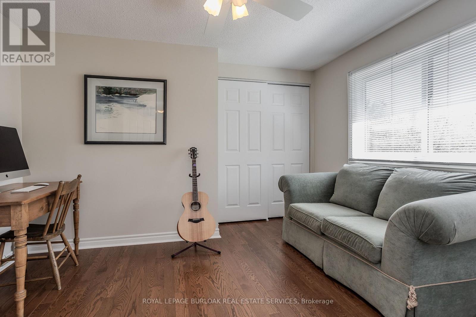 Photo 29 of 1858 Heather Hills Drive, Burlington ON