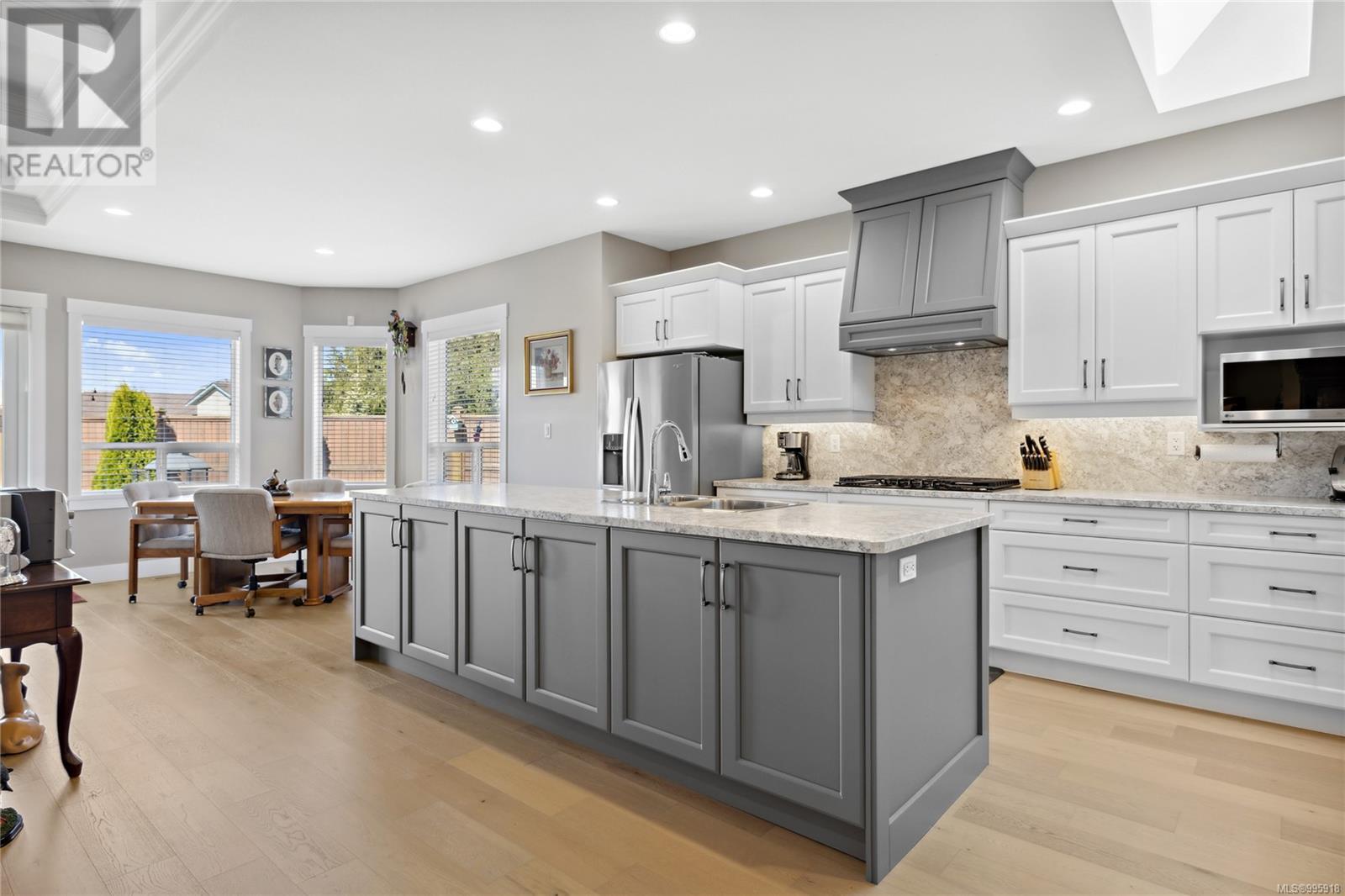 983 Brookfield Cres, Parksville real estate listing 995918