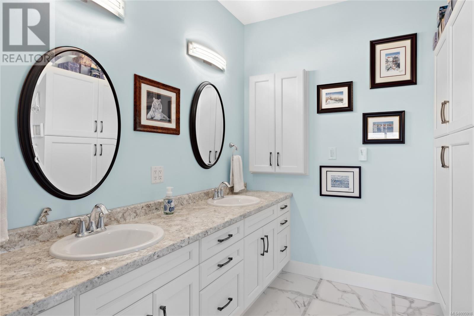 983 Brookfield Cres, Parksville real estate listing 995918