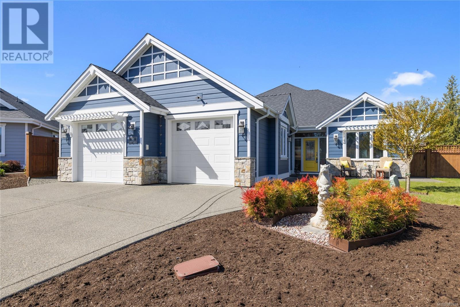 983 Brookfield Cres, Parksville real estate listing 995918