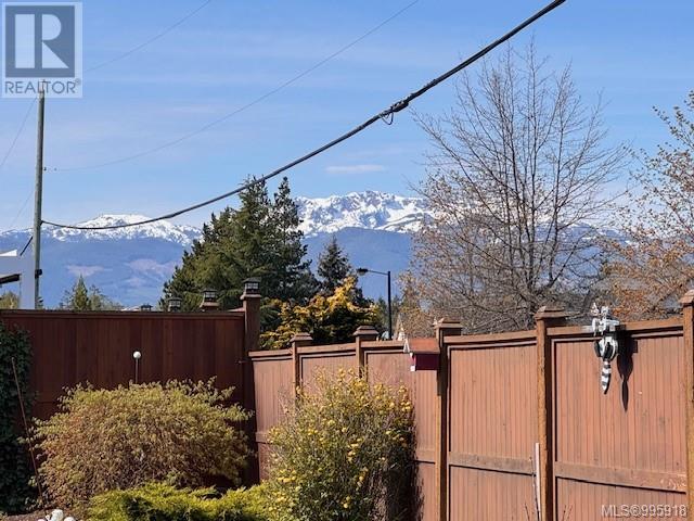 983 Brookfield Cres, Parksville real estate listing 995918