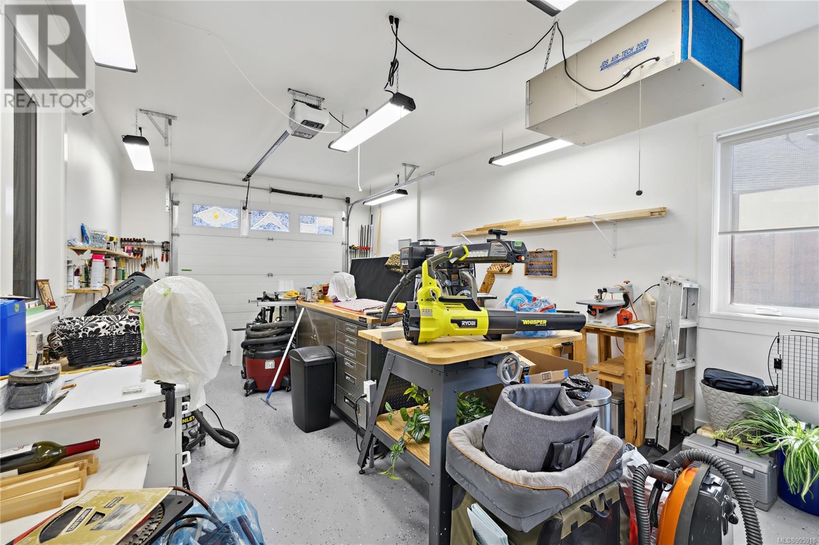 983 Brookfield Cres, Parksville real estate listing 995918
