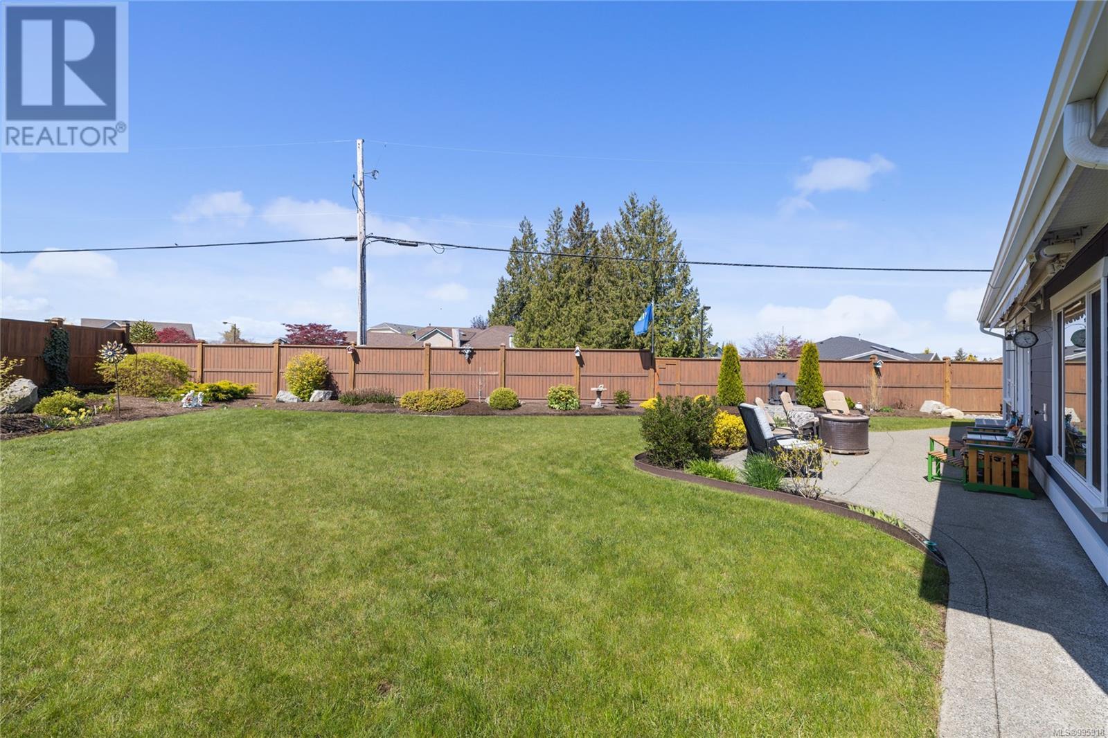 983 Brookfield Cres, Parksville real estate listing 995918
