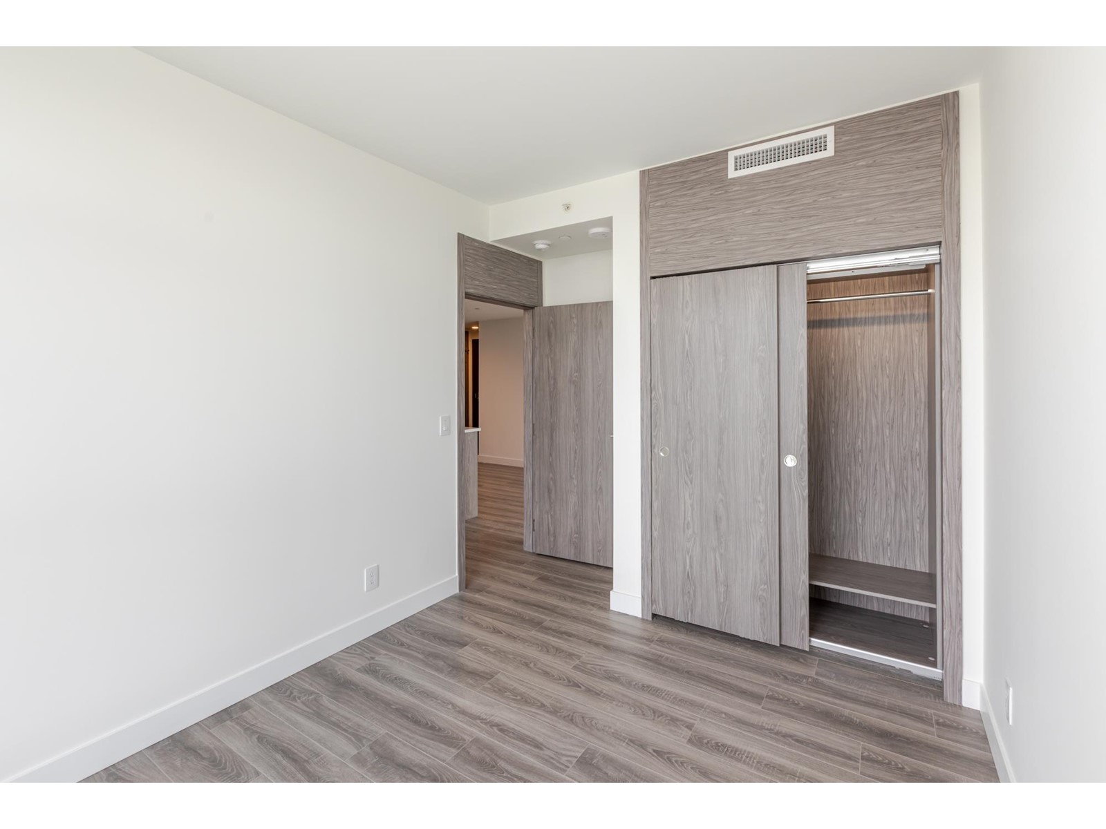 Photo 18 of 2702 10750 135 A Street, Surrey BC