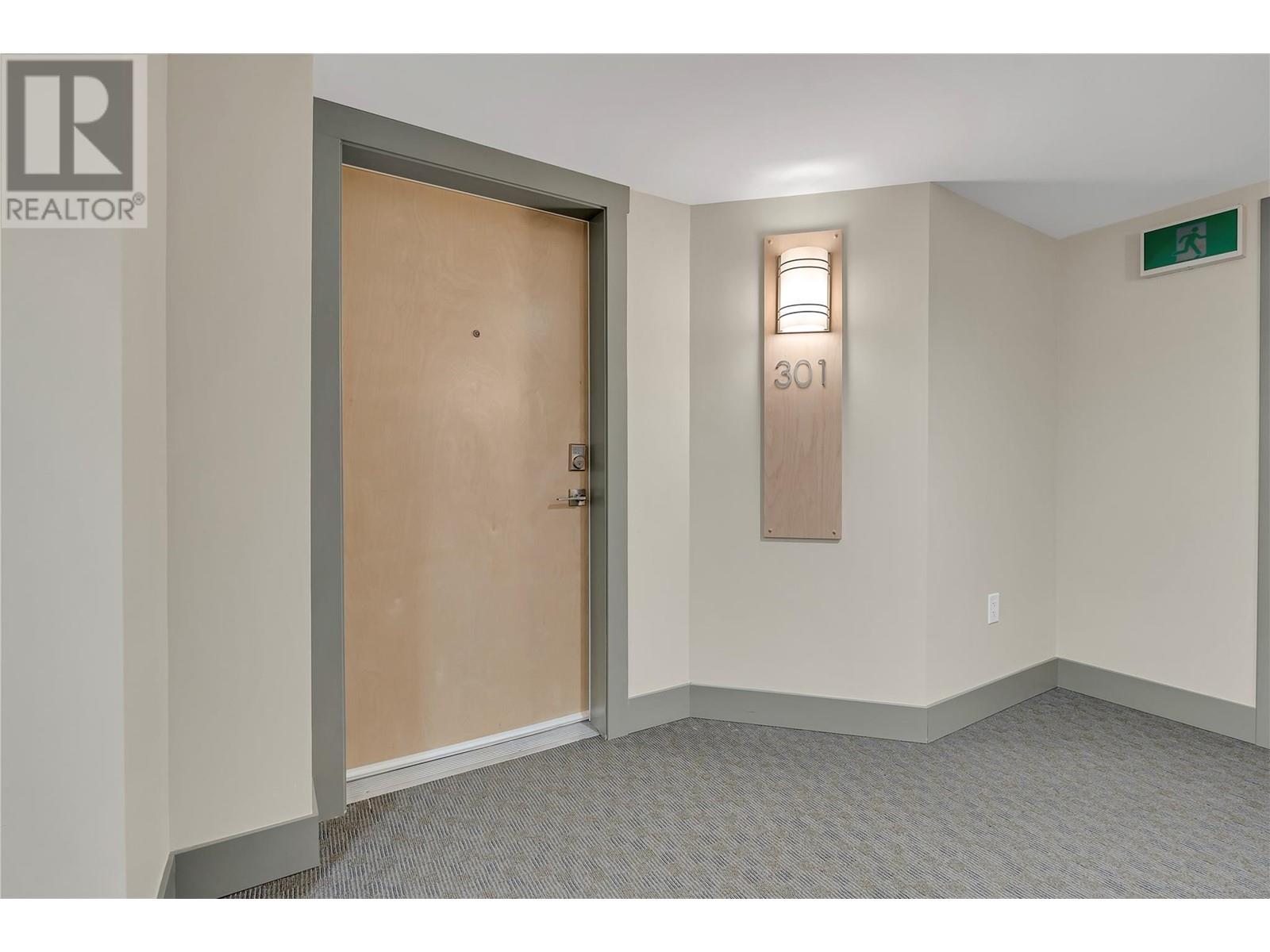 217 Elm Avenue Unit# 301, Penticton