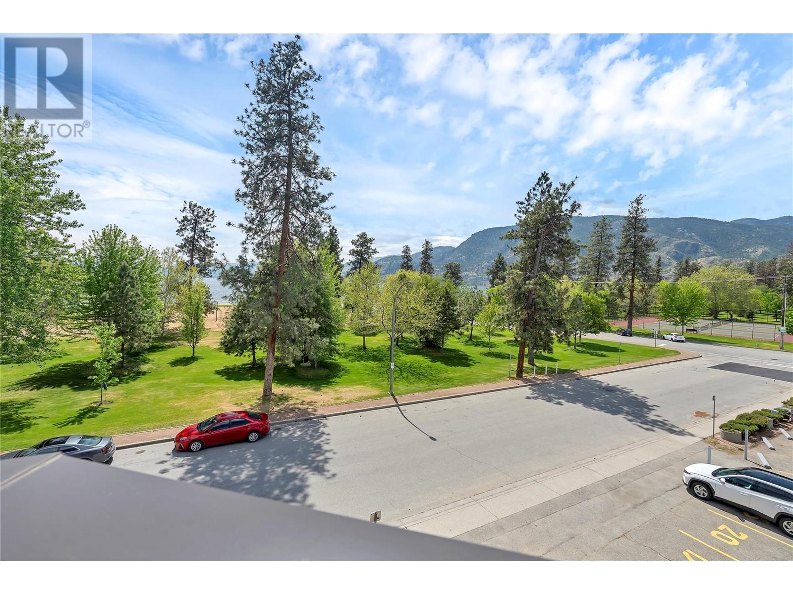 217 Elm Avenue Unit# 301, Penticton
