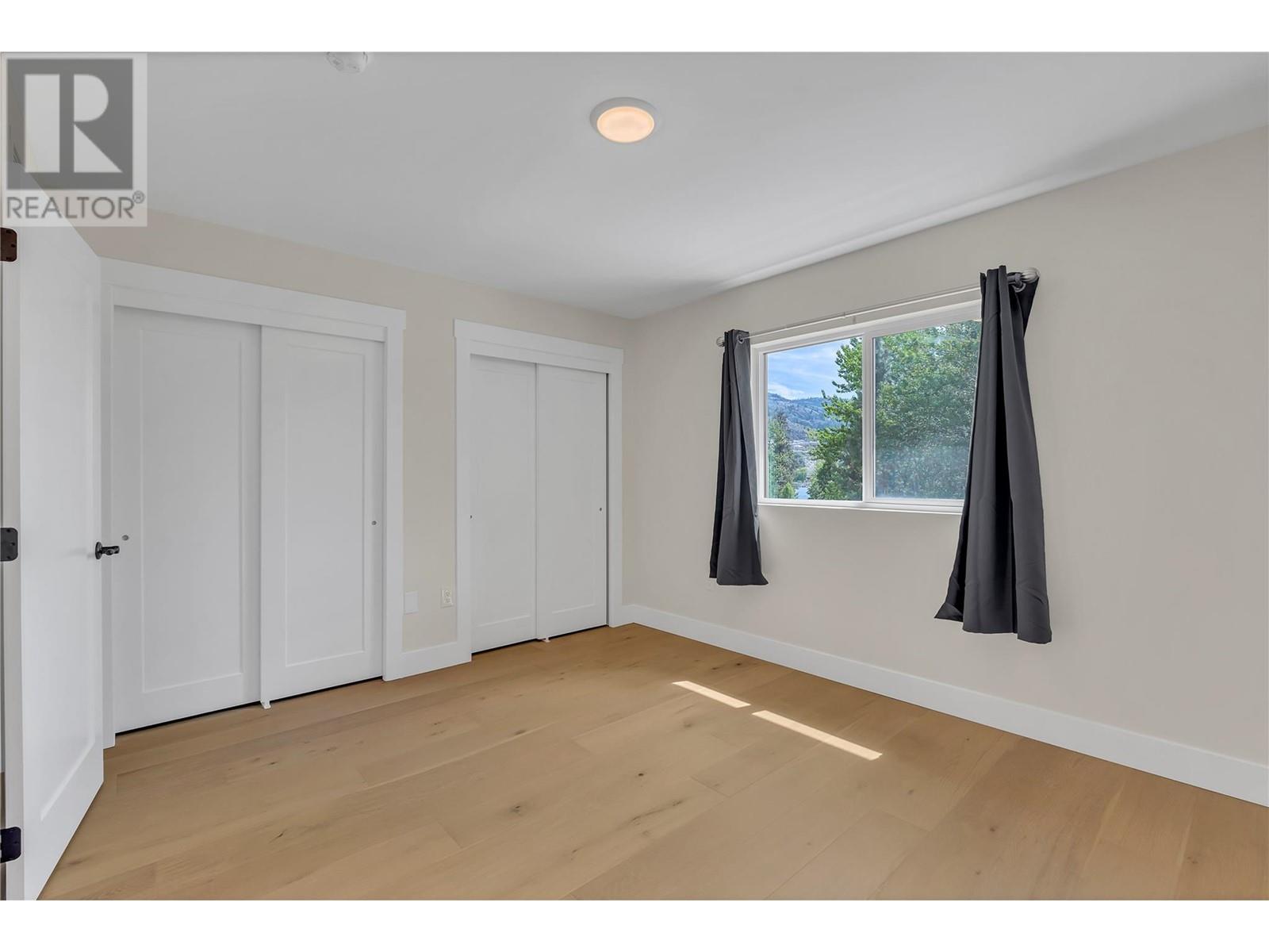 217 Elm Avenue Unit# 301, Penticton