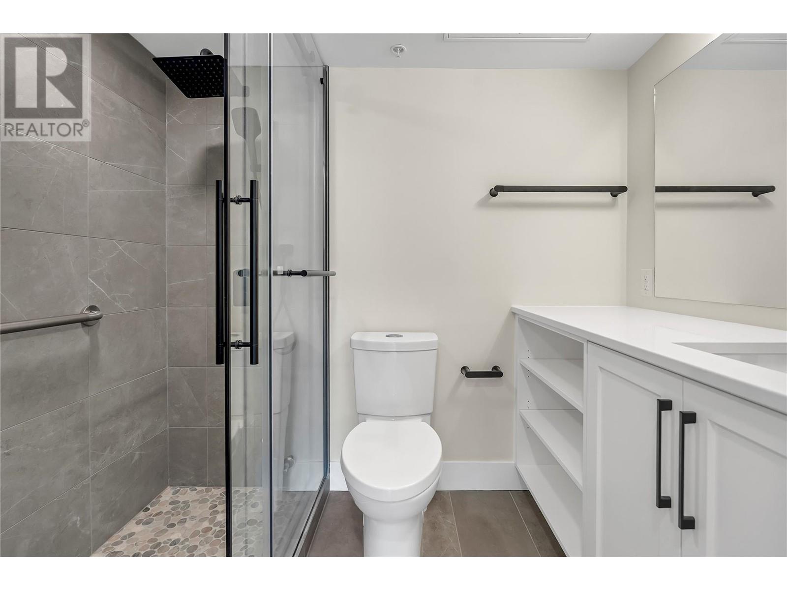 217 Elm Avenue Unit# 301, Penticton